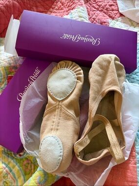 Two pair of Russell Pointe Canvas Ballet Slippers in Tan new size 9